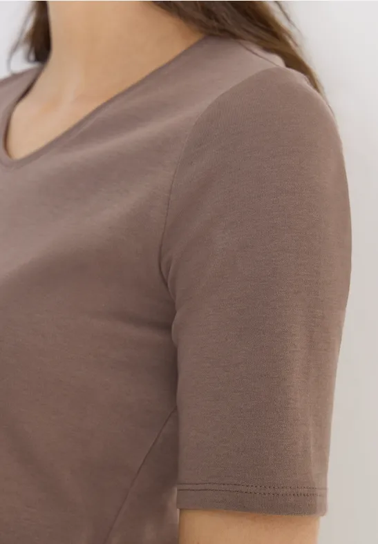 Basic T-Shirt aus Baumwolle urban taupe