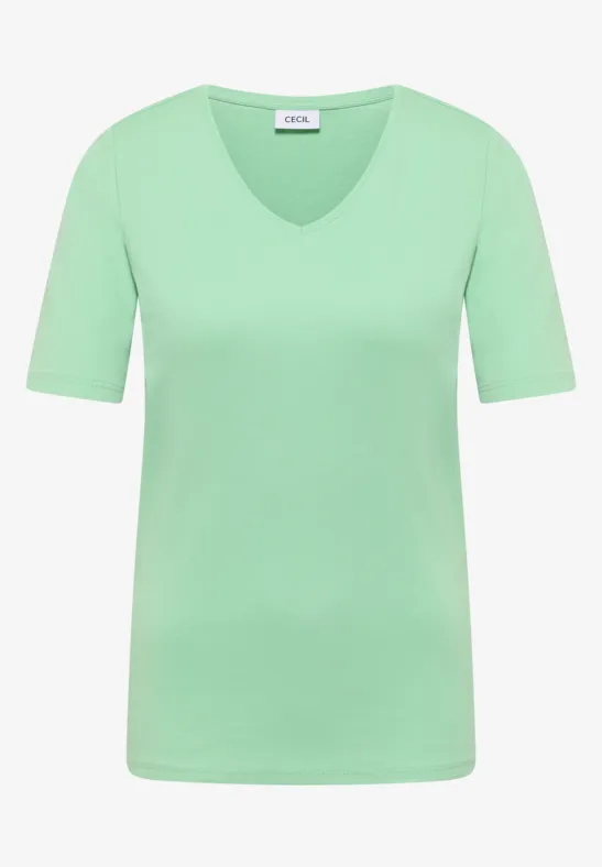 Ein schlichtes, mintgrünes T-Shirt mit V-Ausschnitt und halblangen Ärmeln.
