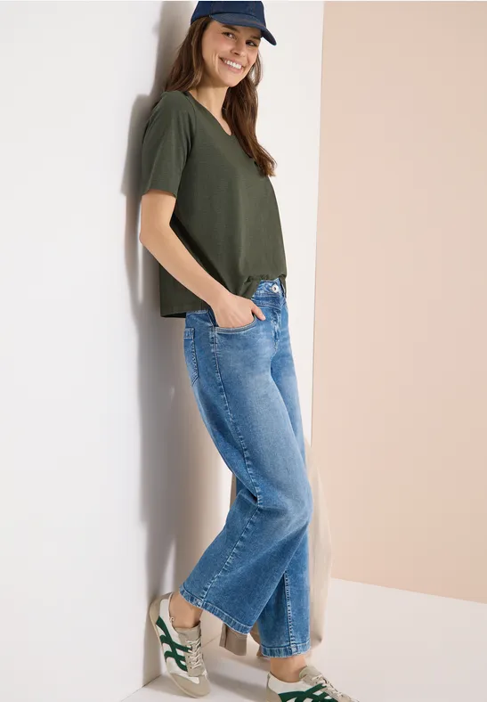 Basic T-Shirt mit V-Neck khaki