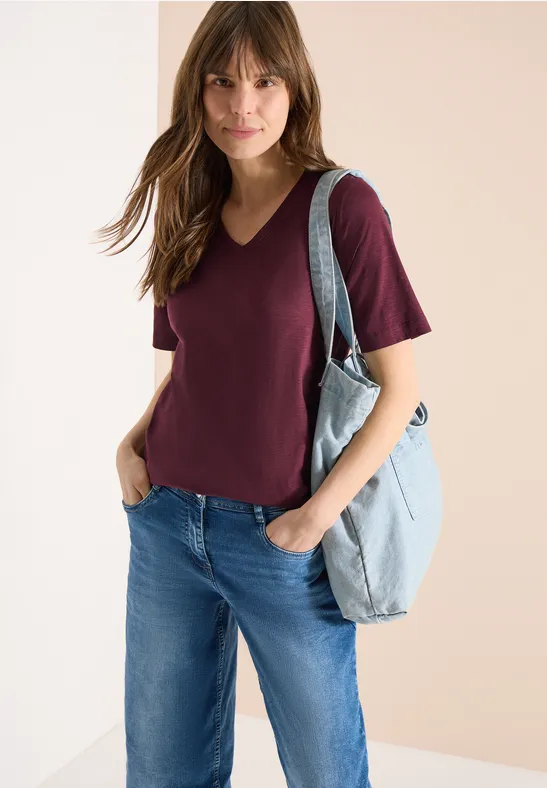 Basic T-Shirt mit V-Neck sweet grape red
