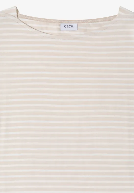 Beige-weiß gestreiftes Damen-Shirt mit leichtem U-Boot-Ausschnitt, kurzärmelig.