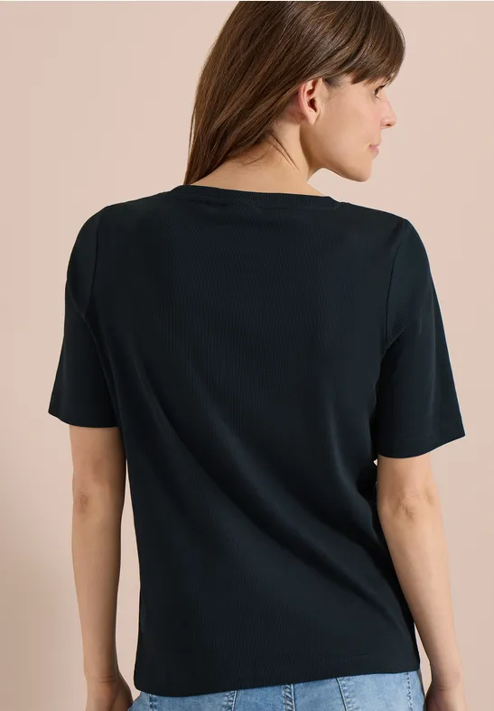 Basic T-Shirt in Rippstruktur palm breeze green