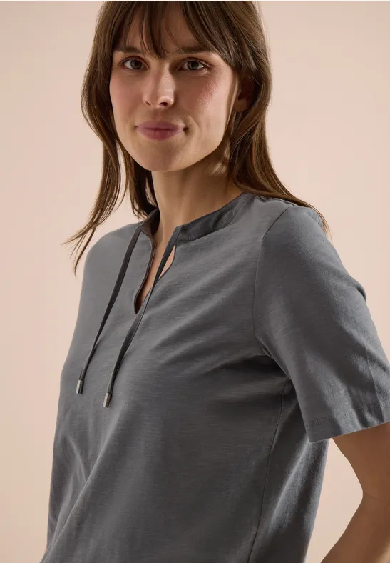 Kurzarm Shirt mit Split Neck graphite light grey