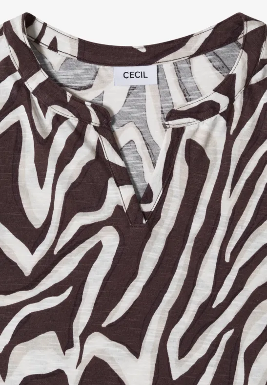 Dames-T-shirt met zwart-witte zebraprint, V-hals en korte mouwen.
