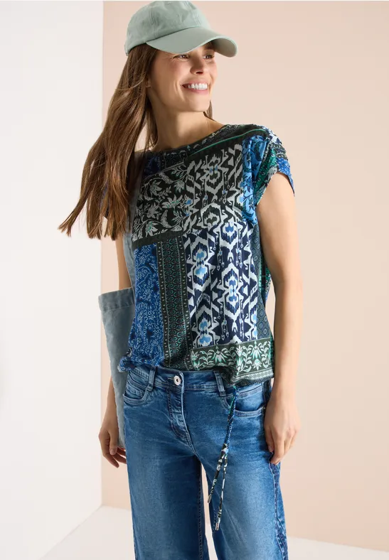 Shirt mit Boat Neck und Patchwork-Print universal blue