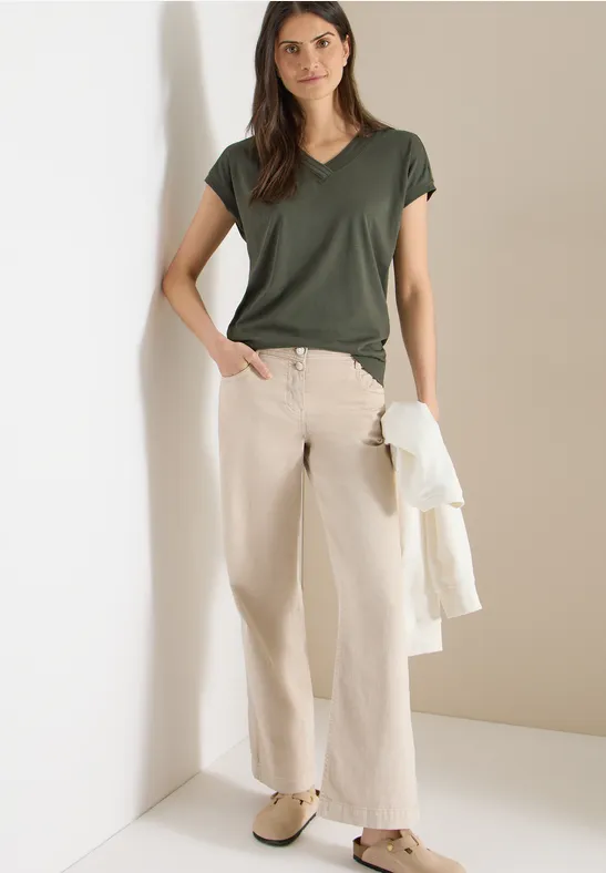 T-shirt à manches courtes et col en V en couleur unie khaki