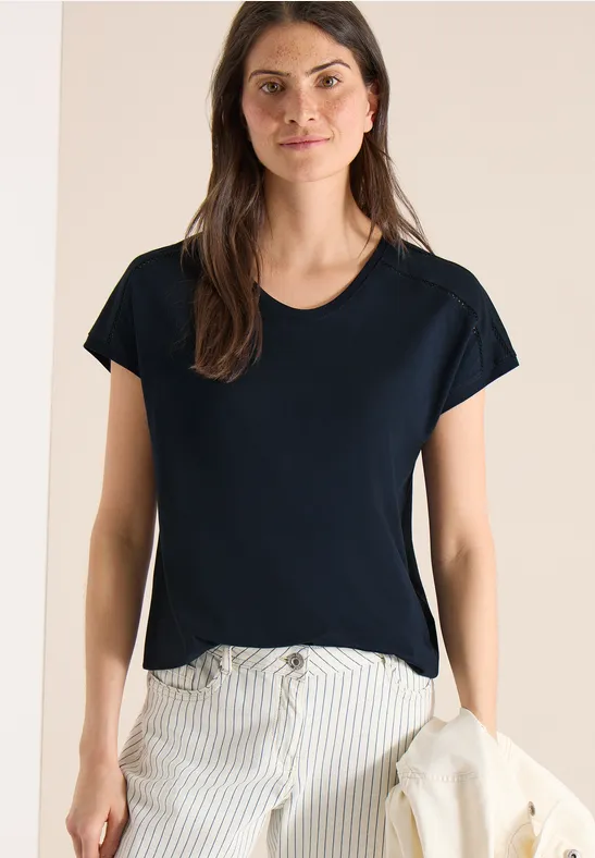 T-shirt avec col en V et détail en dentelle universal blue