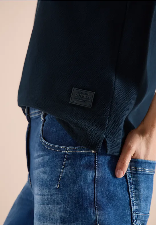 Kurzarm Shirt mit Kapuze und Rippdetails universal blue