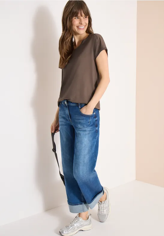 T-Shirt mit V-Neck und Spitzendetail urban taupe