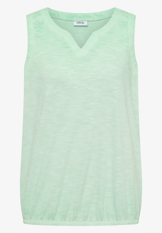 Mouwloze lichtgroene top met V-hals en elastische zoom.