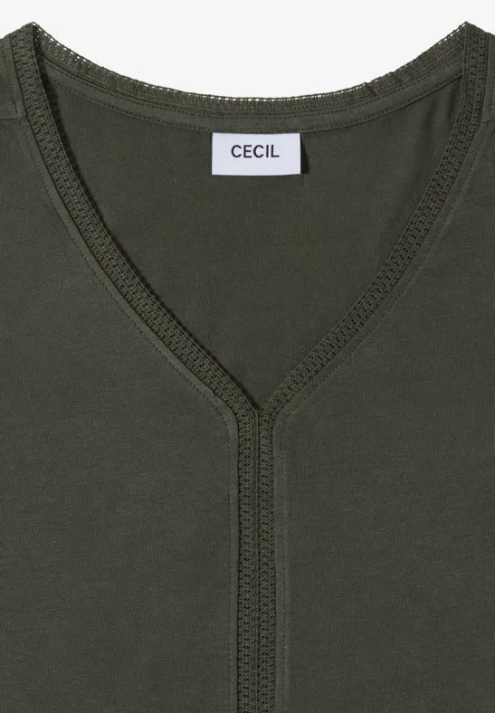 Ärmelloses olivgrünes Top mit V-Ausschnitt und feiner Ziernaht, mit CECIL-Label.