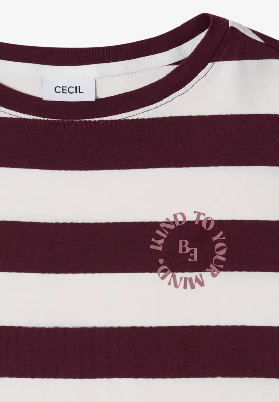 Weiß-bordeaux gestreiftes Kurzarmshirt mit Rundhalsausschnitt, Markenlabel 'Cecil' und Kreisprint 'mind to mind'.
