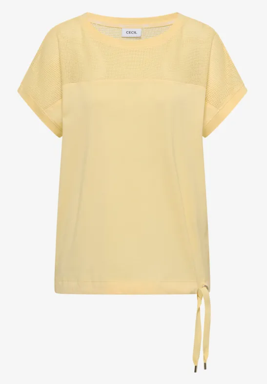 Geel T-shirt met korte mouwen, ronde hals en zijstrik, losse pasvorm.