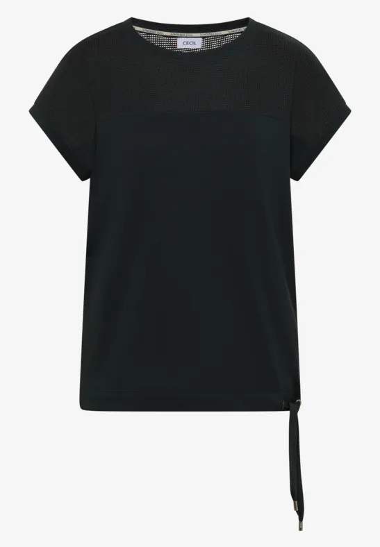 Zwart T-shirt met korte mouwen en zijknoopdetail onderaan.
