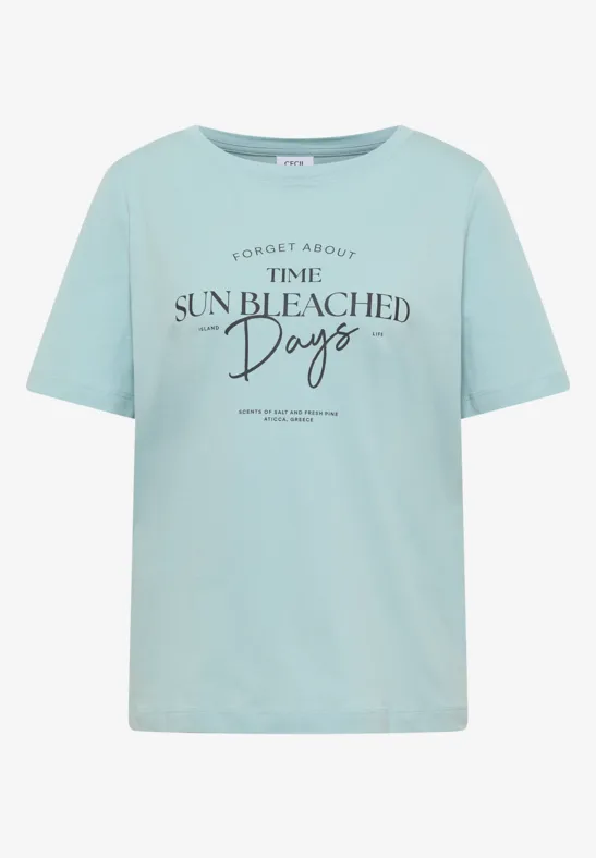 Helles türkisfarbenes T-Shirt mit Rundhals und Schriftzug 'Forget About The Sun Bleached Days'.