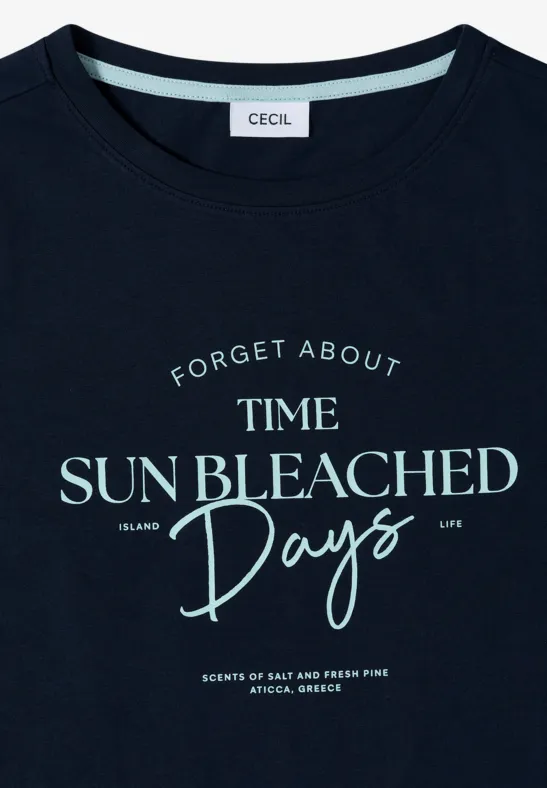 Dunkelblaues T-Shirt mit weißem Print »Forget About Time Sun Bleached Days«.