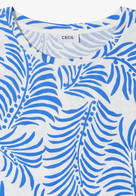 Weißes Shirt mit blauem Tropenblattmuster und rundem Ausschnitt