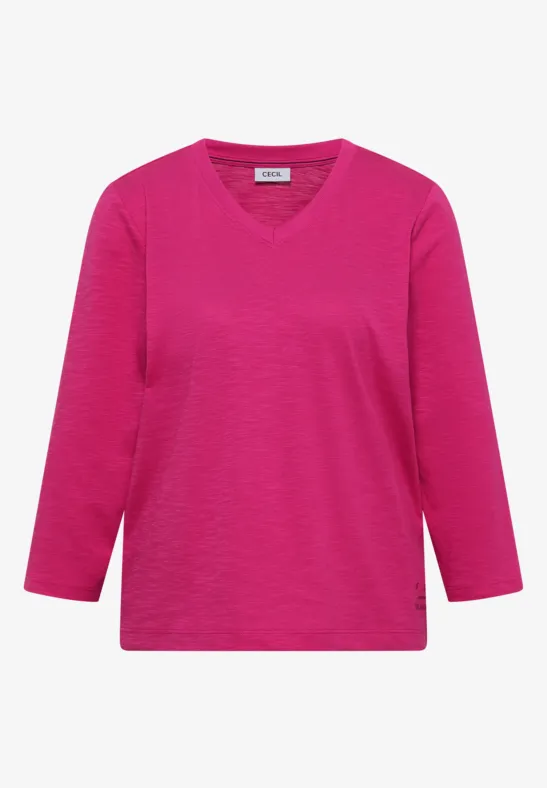Damen-Shirt in Pink mit V-Ausschnitt und 3/4-Ärmeln.