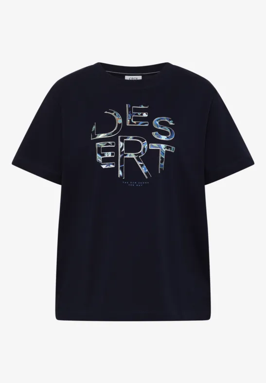 Schwarzes T-Shirt mit buntem, stilisiertem "DESERT"-Schriftzug.