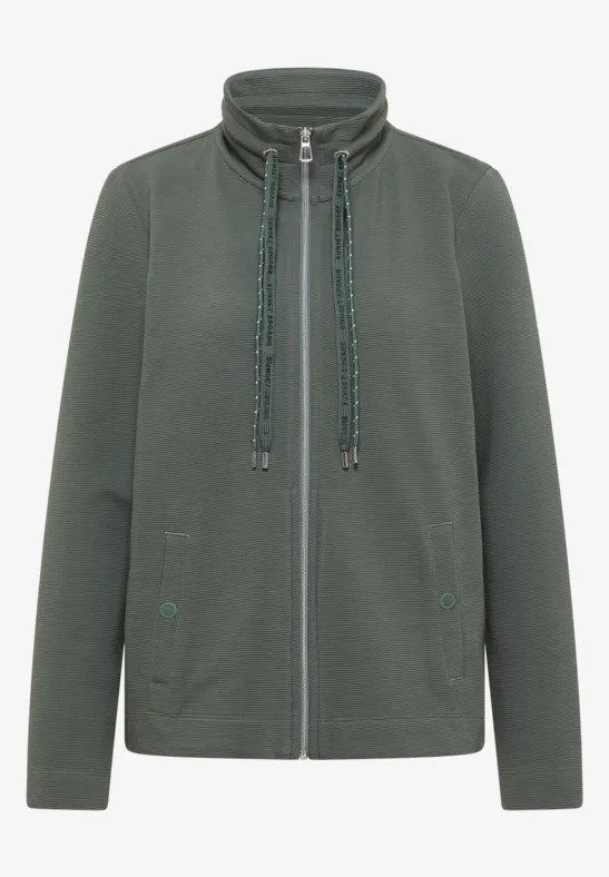 Donkergroen sweatvest met opstaande kraag, ritssluiting en koordsluiting bij de kraag.