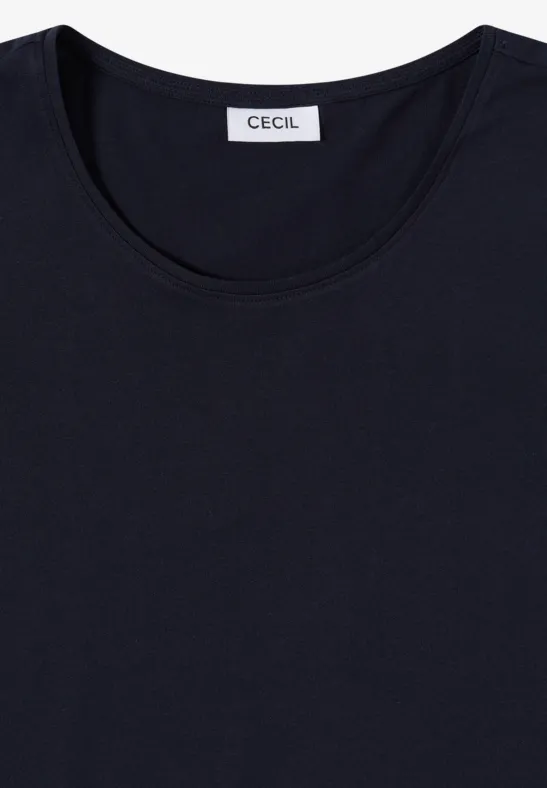T-shirt noir à encolure ronde avec étiquette CECIL à l’arrière du cou.