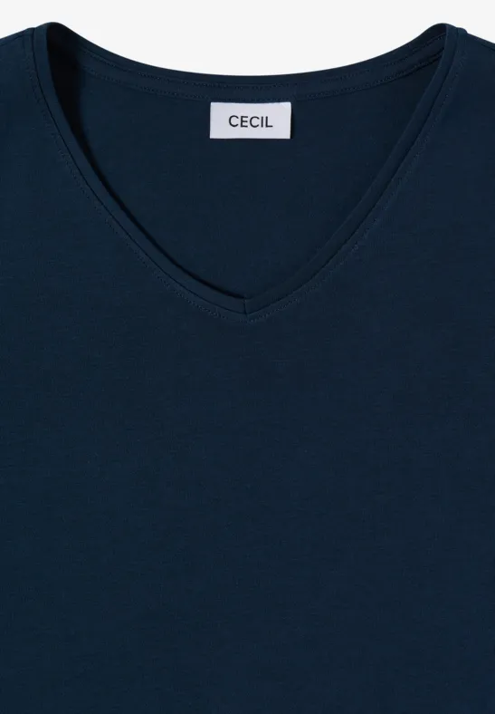 Dunkelblaues V-Ausschnitt-Shirt mit schlichter CECIL-Label an der Innenseite des Kragens.