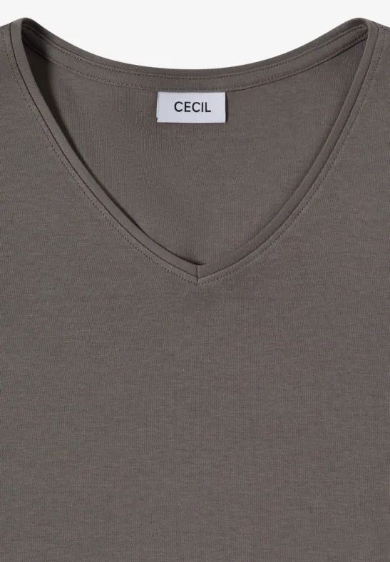Ein schlichtes, khakifarbenes V-Neck-Shirt von CECIL mit kurzen Ärmeln.
