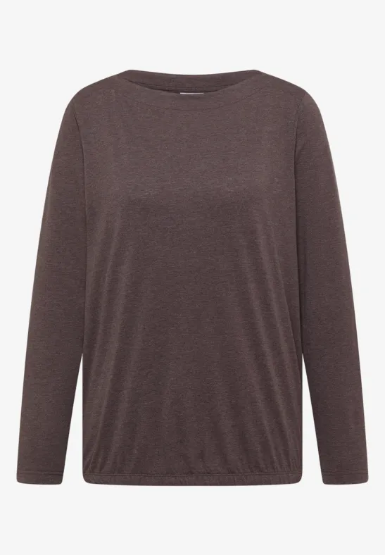 Schlichtes, braunes Damenlangarmshirt mit rundem Halsausschnitt