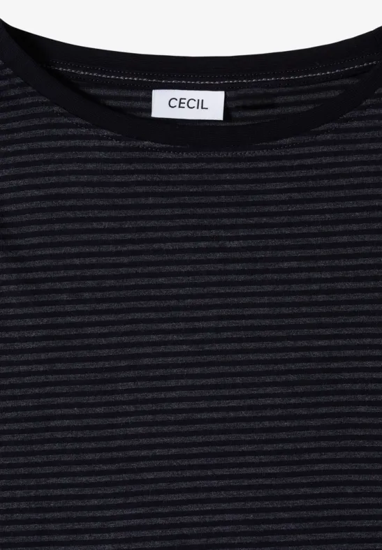 T-shirt noir à fines rayures horizontales avec étiquette blanche CECIL au col.