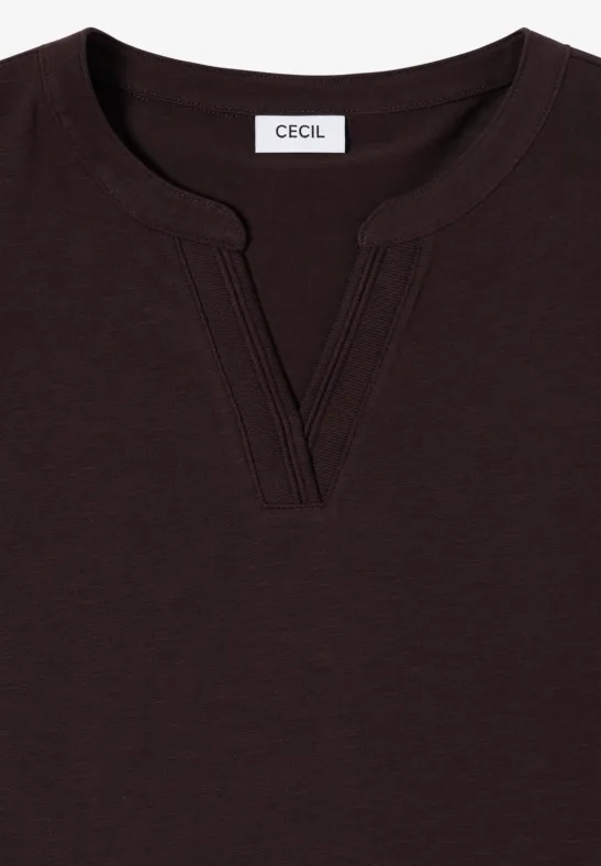 Ciemnobrązowy T-shirt z dekoltem w szpic i metką 'Cecil' przy kołnierzu.