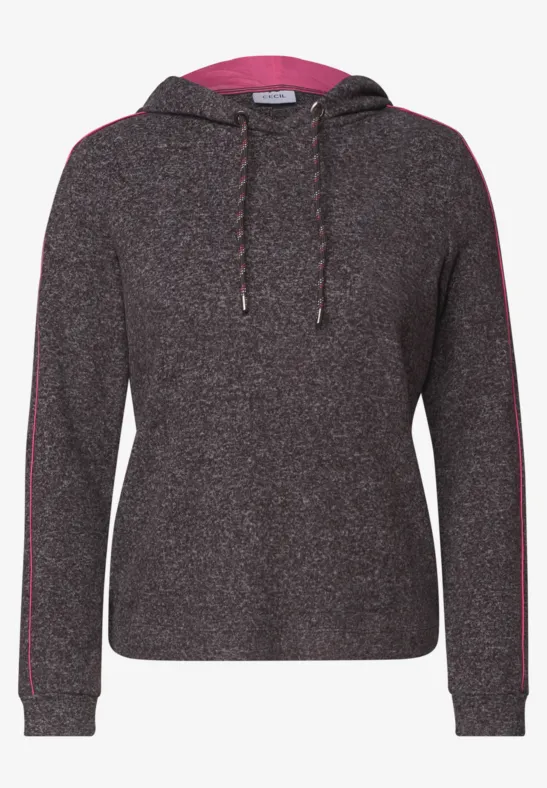 Donkerrode gebreide hoodie met roze voering, trekkoord en strepen langs de mouwen.