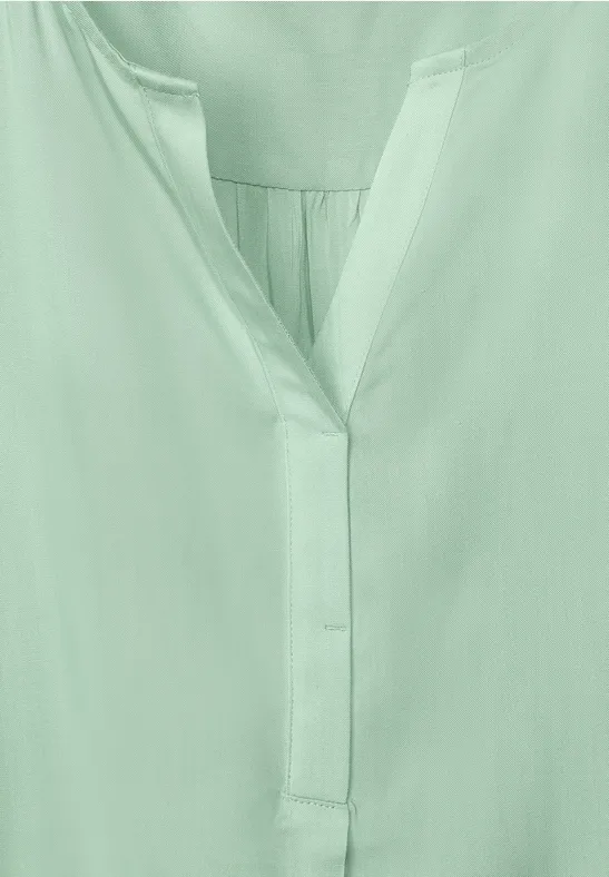 Unifarbenes Blusentop fresh salvia green
