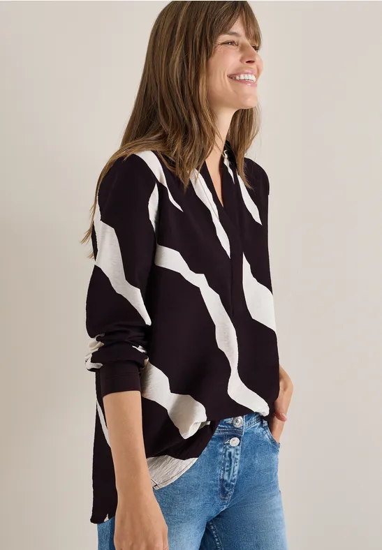 Blouse imprimée avec bordures en ruban eggplant red