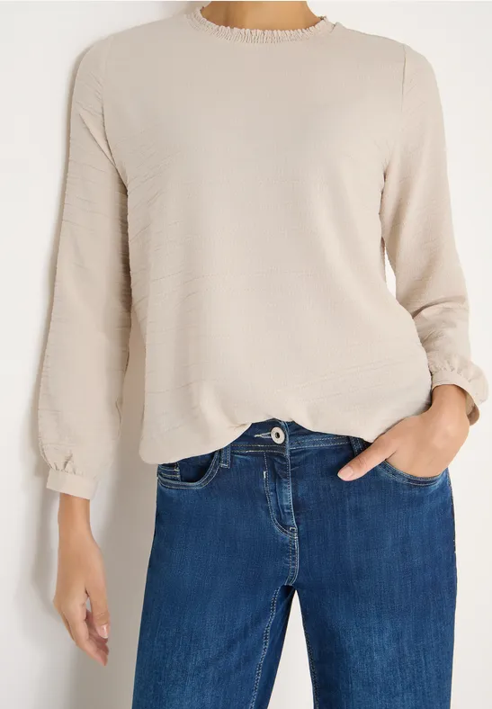 Blouse met gesmockte halslijn pearl beige
