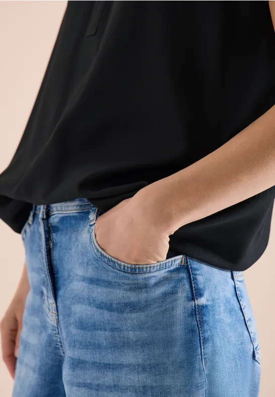 Blouse met korte mouwen en gespleten hals Black