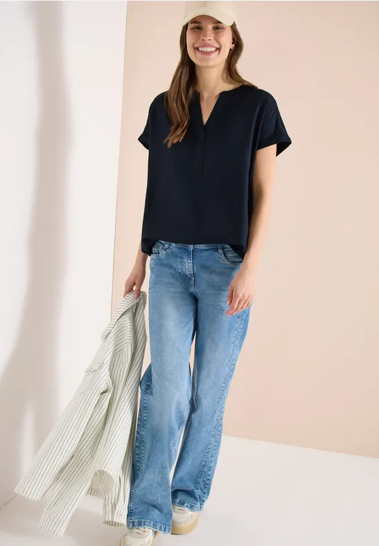 Blouse met korte mouwen en gespleten hals universal blue