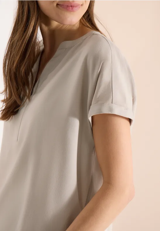 Blouse met korte mouwen en gespleten hals grain beige