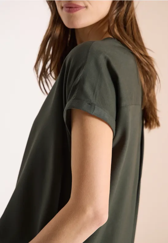 Blouse met korte mouwen en gespleten hals khaki