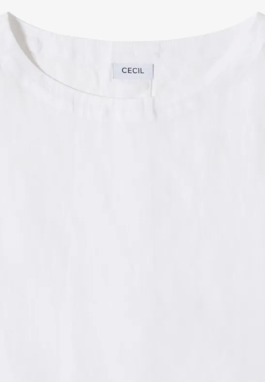 Ein schlichtes weißes T-Shirt mit Rundhalsausschnitt und Markenlabel 'CECIL'.