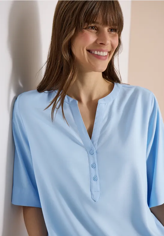 Blouse avec col fendu et ourlet élastique light sky blue
