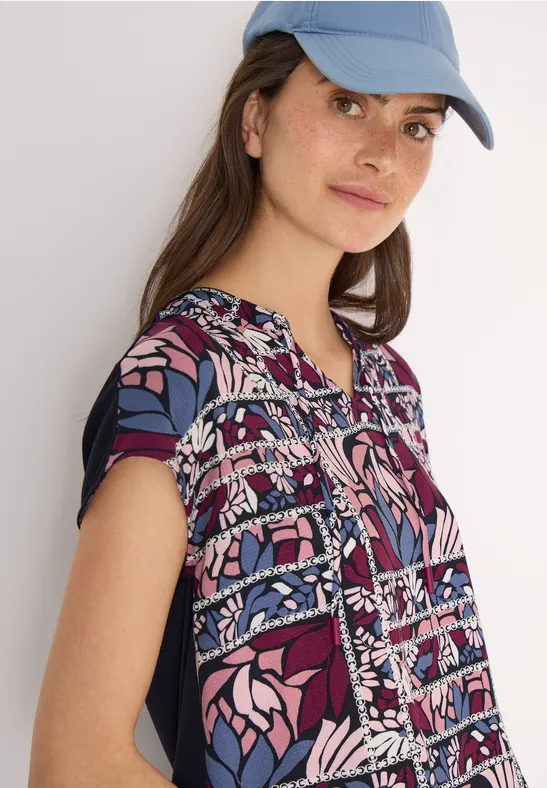 Bluse mit Split Neck und Strukturmix deep plum