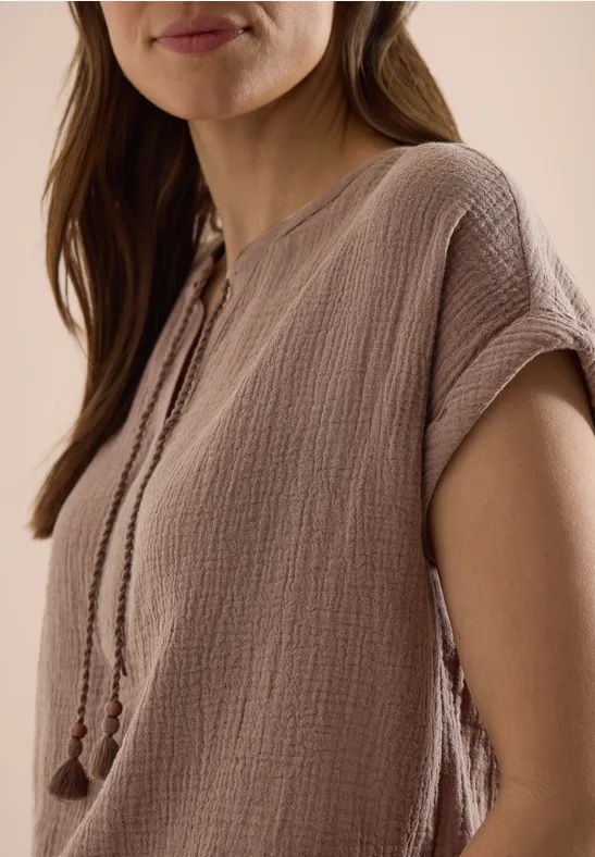 Blouse met gespleten hals in mousseline urban taupe