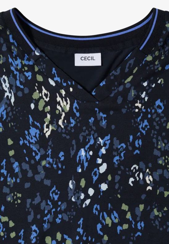 T-shirt femme noir avec col V et motif floral abstrait bleu, vert et blanc, marque CECIL.