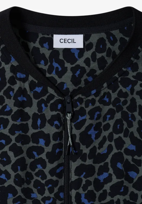 Gilet femme CECIL plié, à fermeture éclair, imprimé léopard bleu et gris foncé.