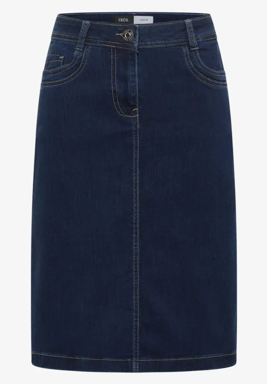 Jupe en jean bleu foncé longueur genou avec passants de ceinture et poches latérales.
