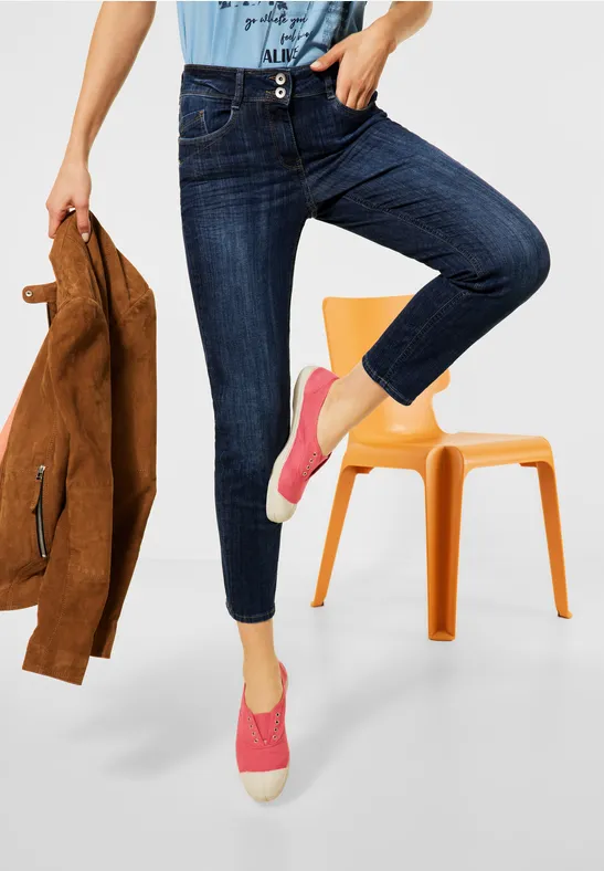 Slim Fit Denim in Blau mid blue wash
