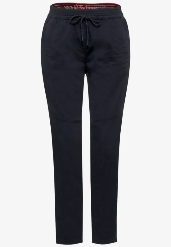 Casual Fit Hose in Unifarbe deep blue