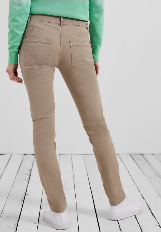 Slim Fit Hose in Unifarbe caramel beige