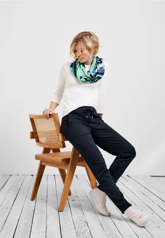 Casual Fit Hose deep blue