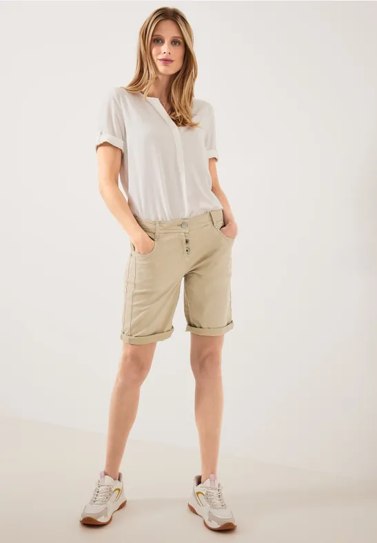 Loose Fit Stretch Shorts soft sand beige